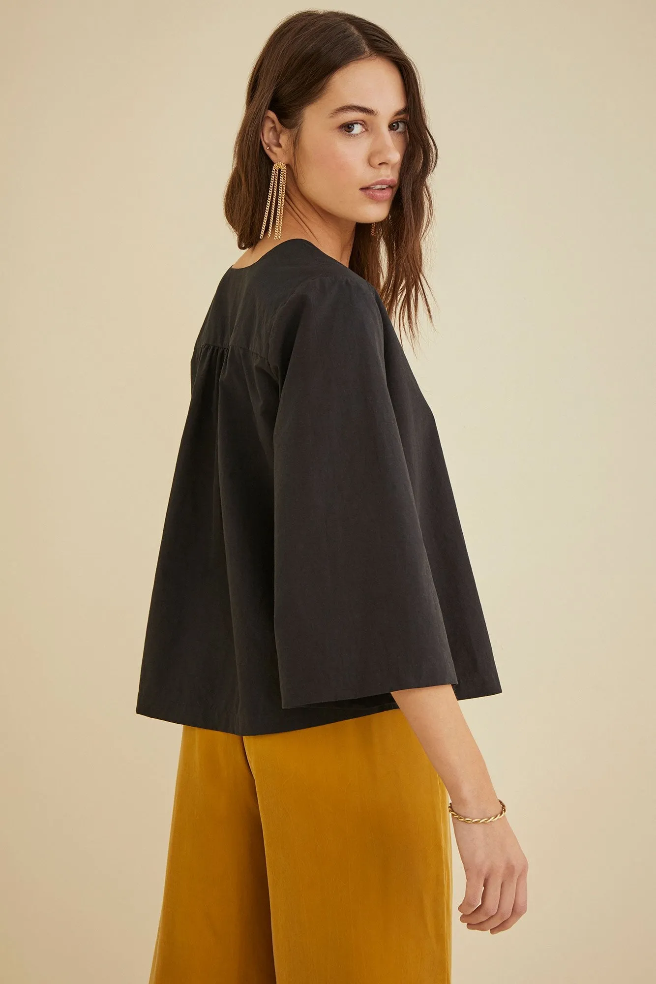 Avani Top