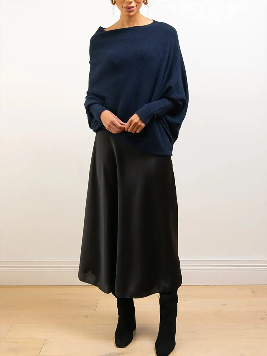 Cozy Knitted Pleated Pullover with Solid Color and Round Neck