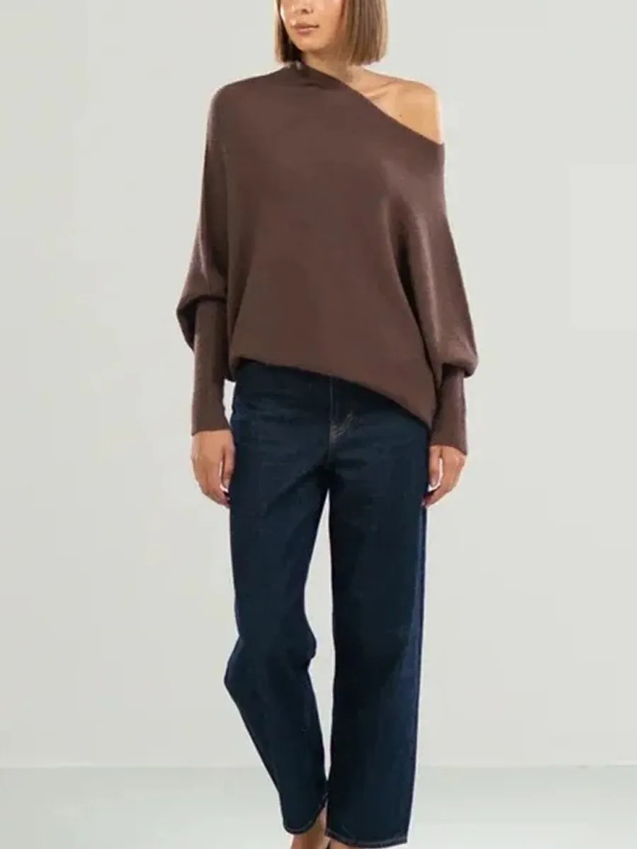 Cozy Knitted Pleated Pullover with Solid Color and Round Neck