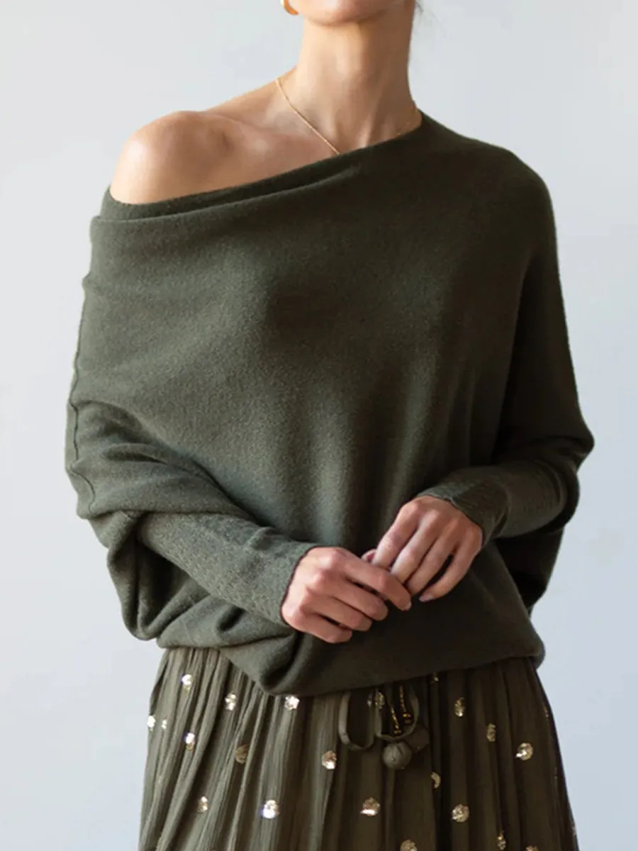 Cozy Knitted Pleated Pullover with Solid Color and Round Neck