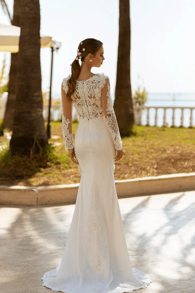 Fitted Lace Wedding Dress with Sleeves - Tulle Mermaid Wedding Gown - Elegant Dress for Wedding Plus Size