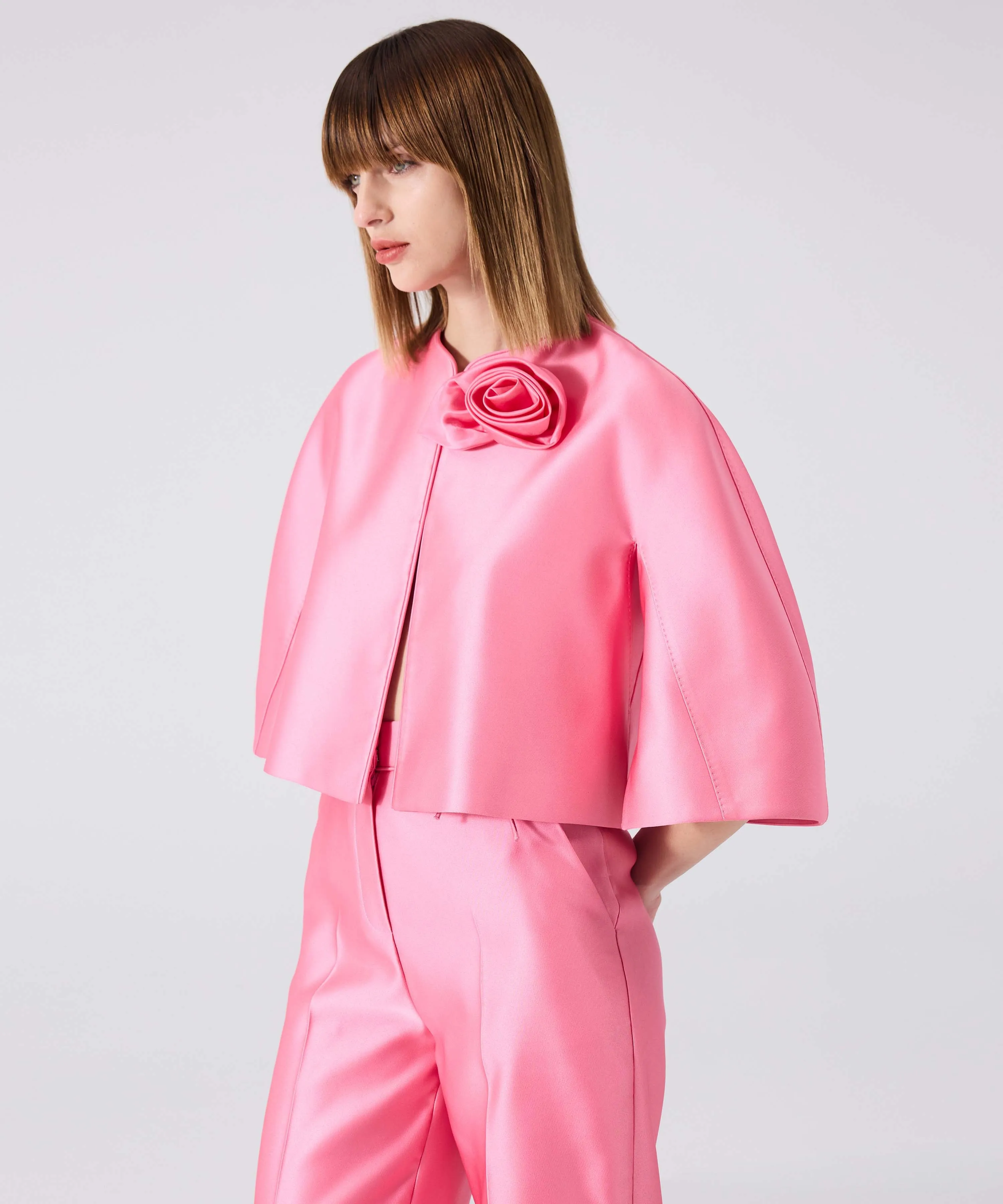 Machka Satin Duchess Cape
 Coral