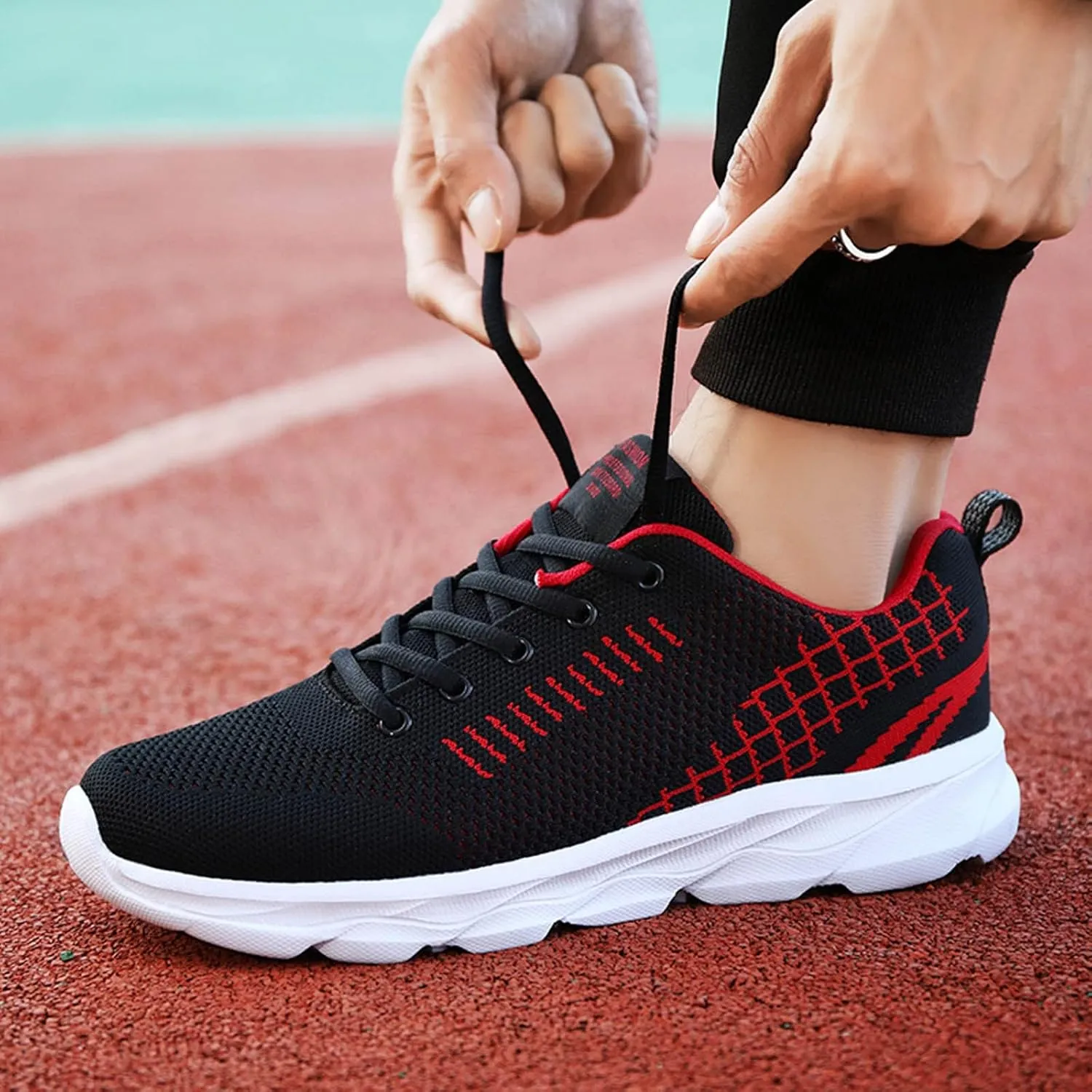 Men's Lightweight Non Slip Barefoot Shoes Comfortable Workout Shoes Breathable Mesh Lace Up Sneaker for Men