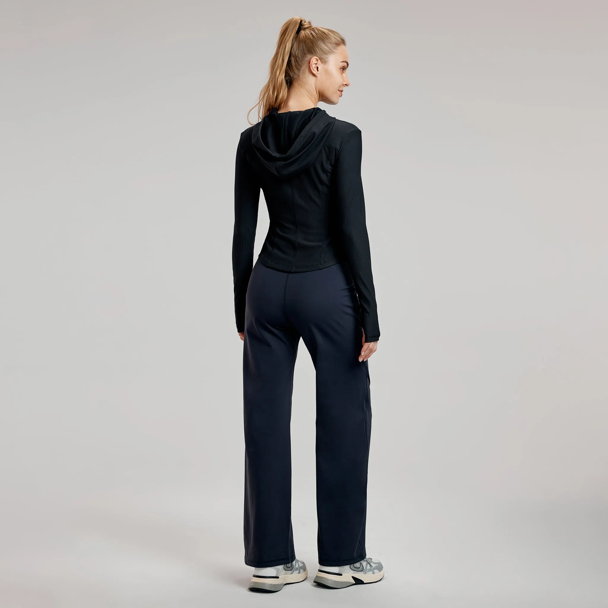 SereneFit Hooded Yoga Jacket – Slim Fit, Casual Long-Sleeve Activewear