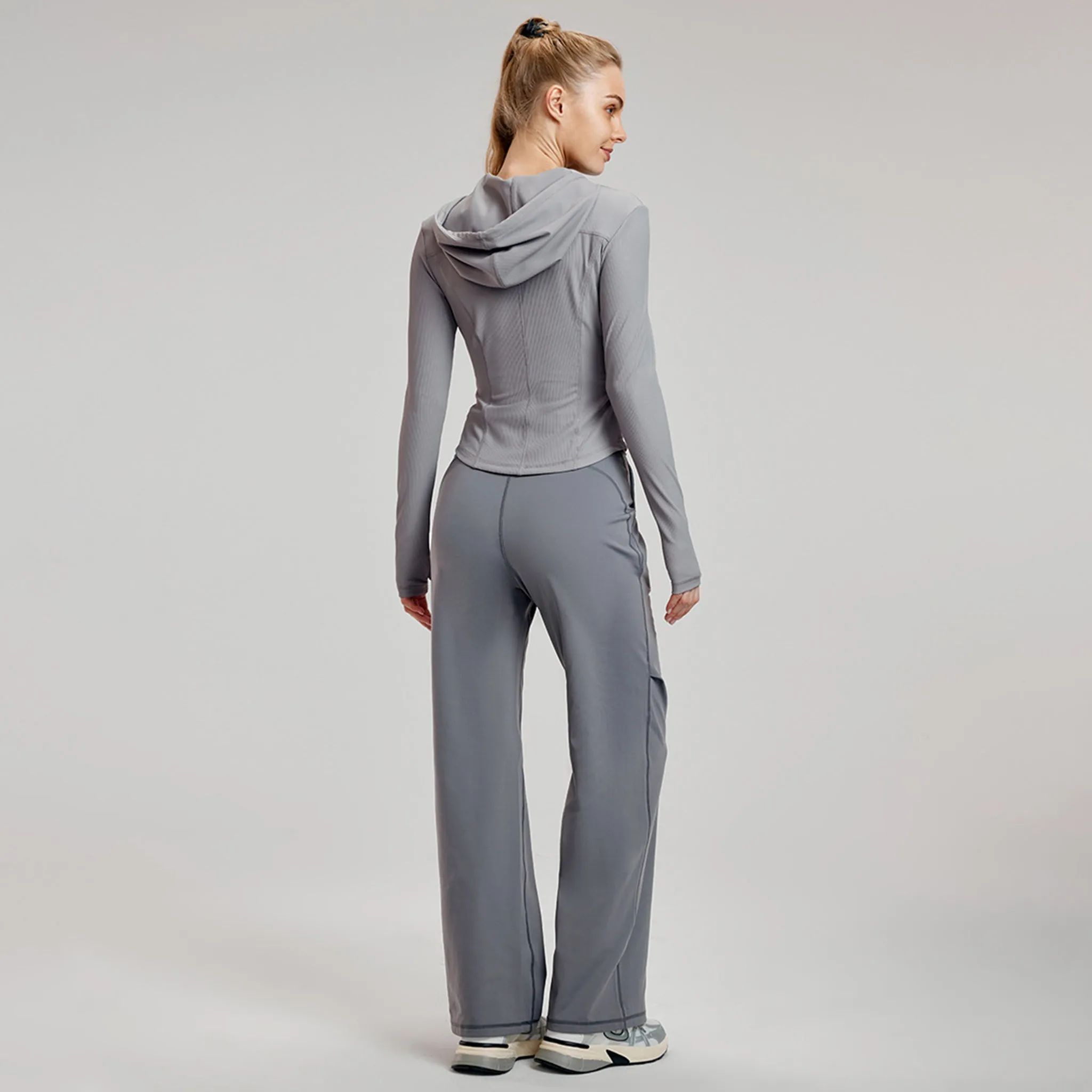 SereneFit Hooded Yoga Jacket – Slim Fit, Casual Long-Sleeve Activewear