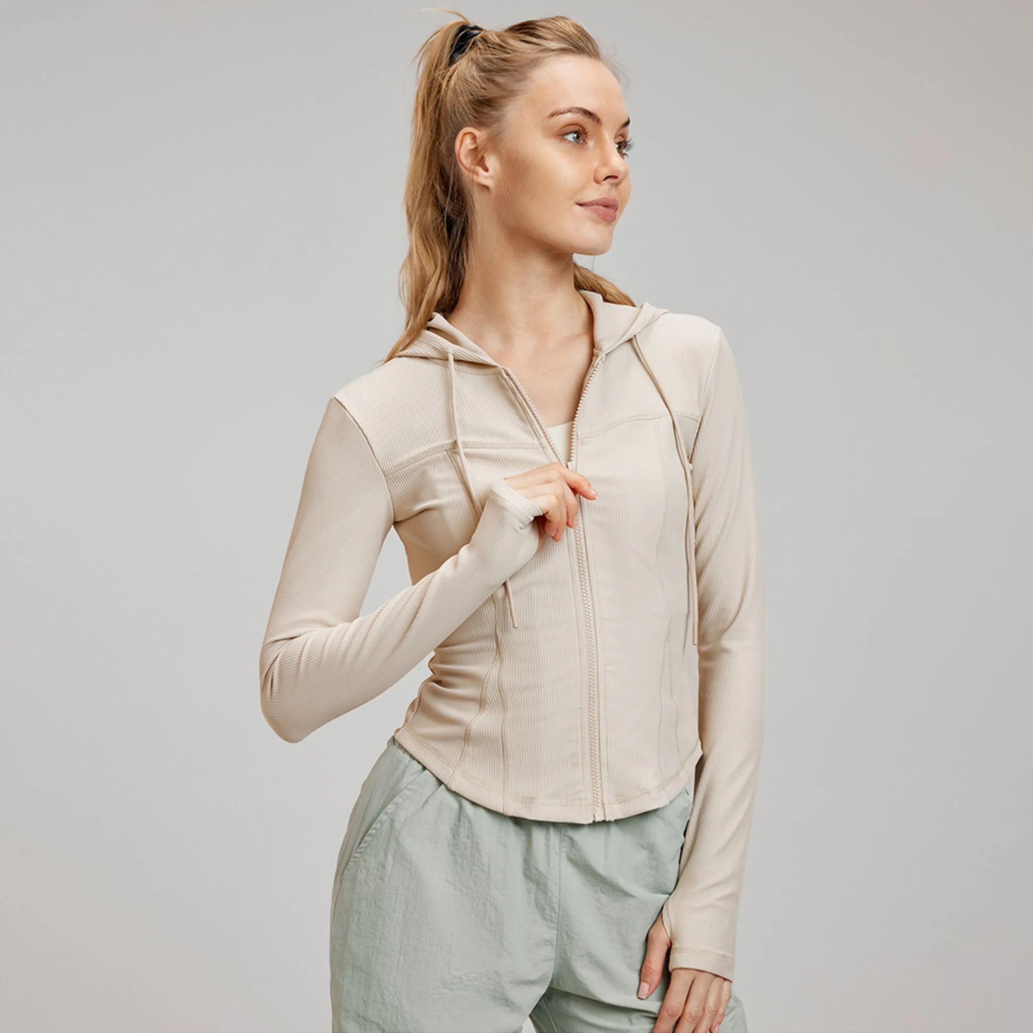 SereneFit Hooded Yoga Jacket – Slim Fit, Casual Long-Sleeve Activewear