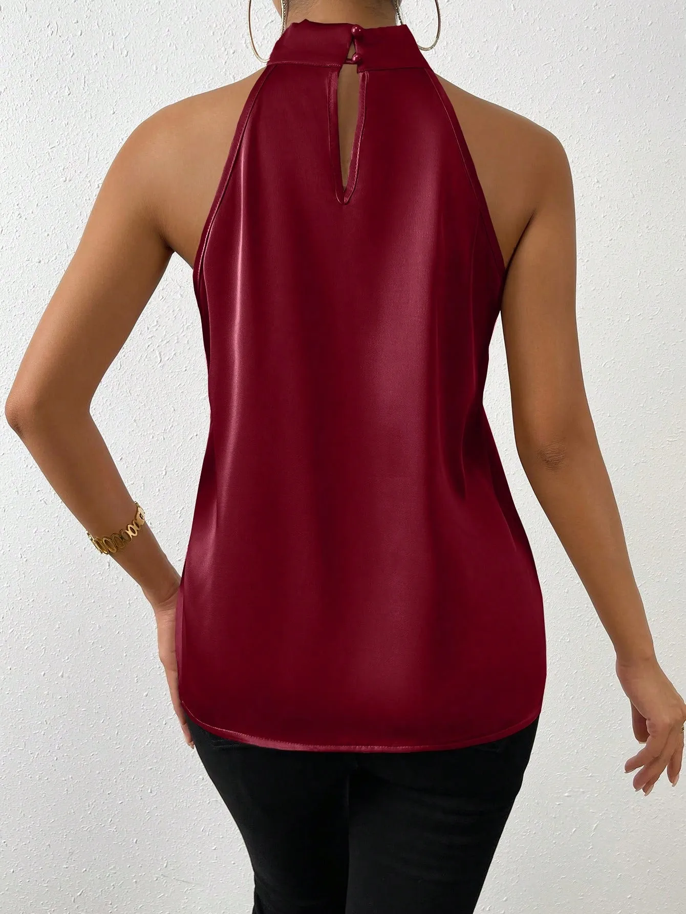 SHEIN Priv̩ Solid Satin Halter Neck Blouse
