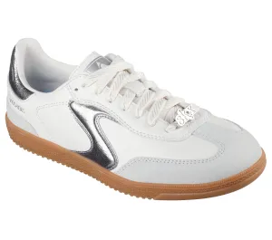 Skechers: Hotshot Sneakers in Cool Glow 185236 WSL