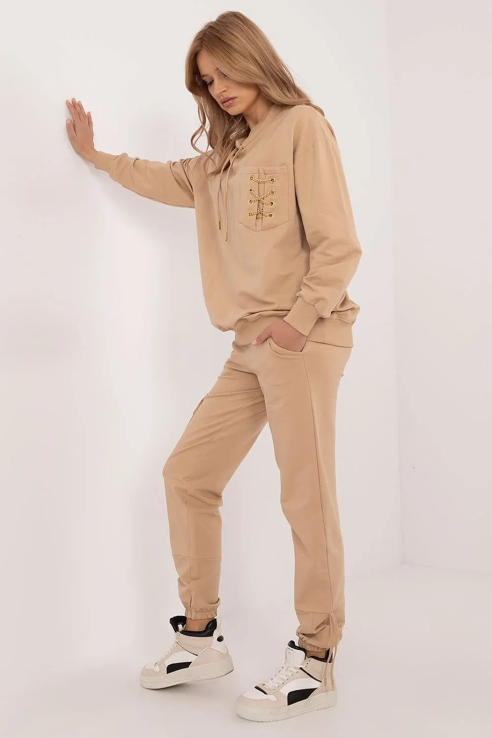 Stylish hoodie and pants tracksuit set