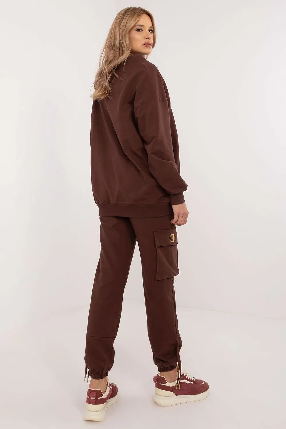 Stylish hoodie and pants tracksuit set