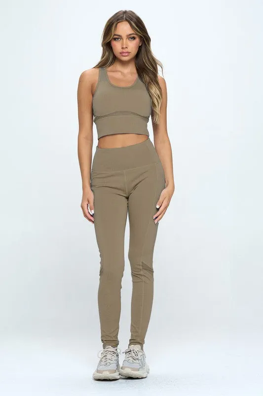 Trendy Two-Piece Activewear Ensemble!
