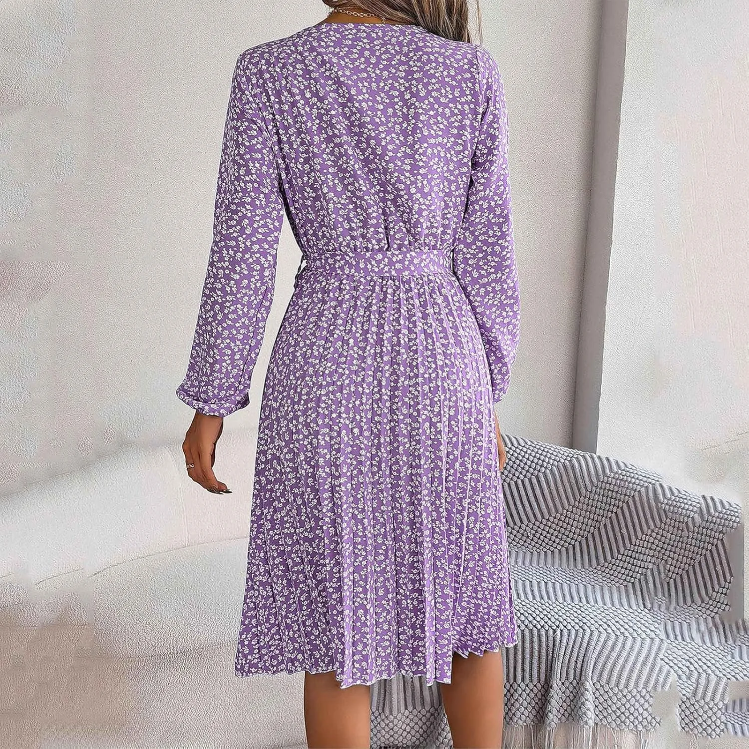 Women's Spring Floral Midi Dresses Long Sleeve Casual Tie Waist Boho Flowy Dresses Crew Neck Pleated Beach Dresses