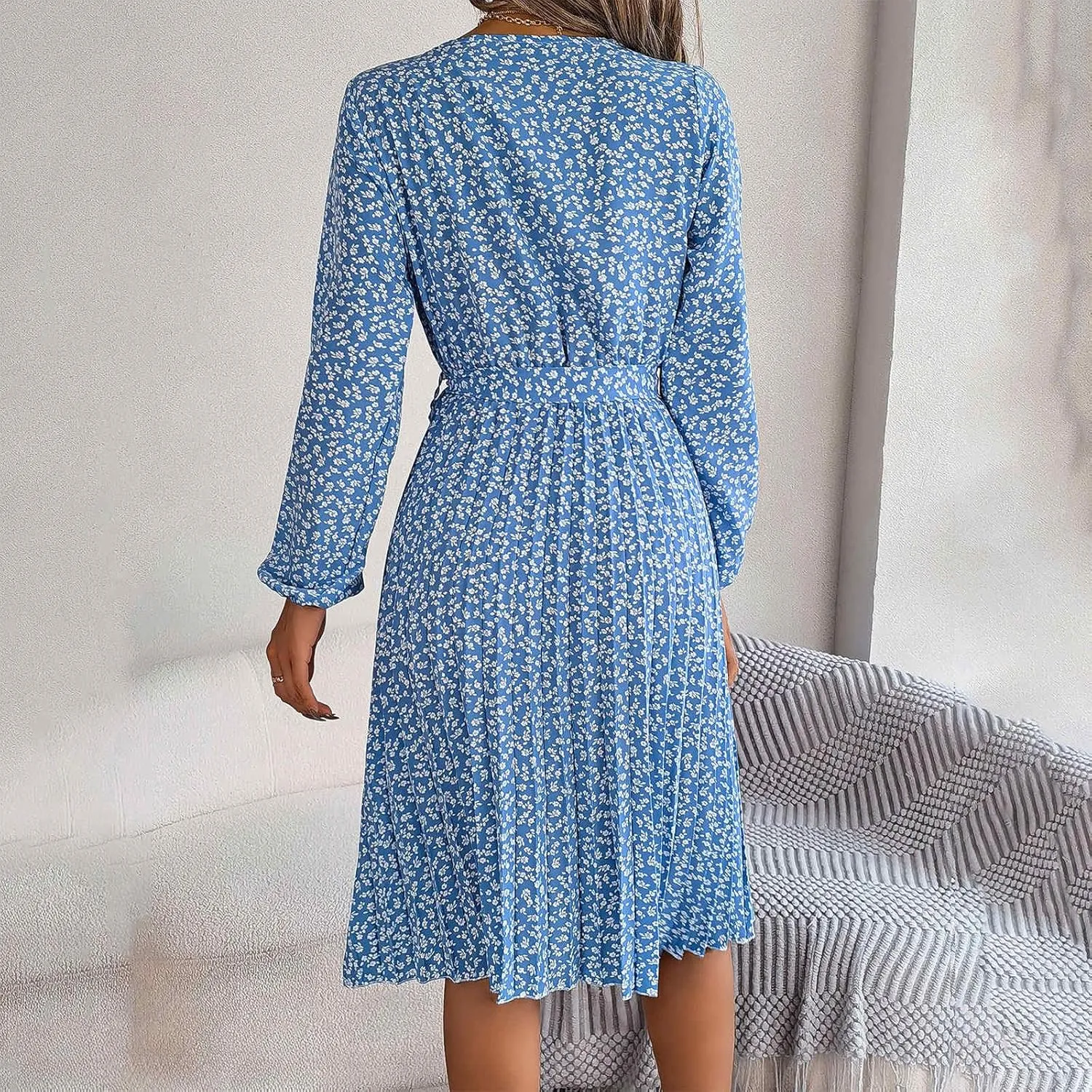 Women's Spring Floral Midi Dresses Long Sleeve Casual Tie Waist Boho Flowy Dresses Crew Neck Pleated Beach Dresses